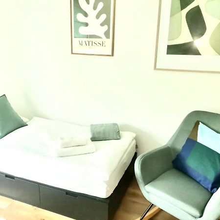 Baltic Riviera Apartments - Garden Sanctuary Retreat กดัญสก์ ภายนอก รูปภาพ