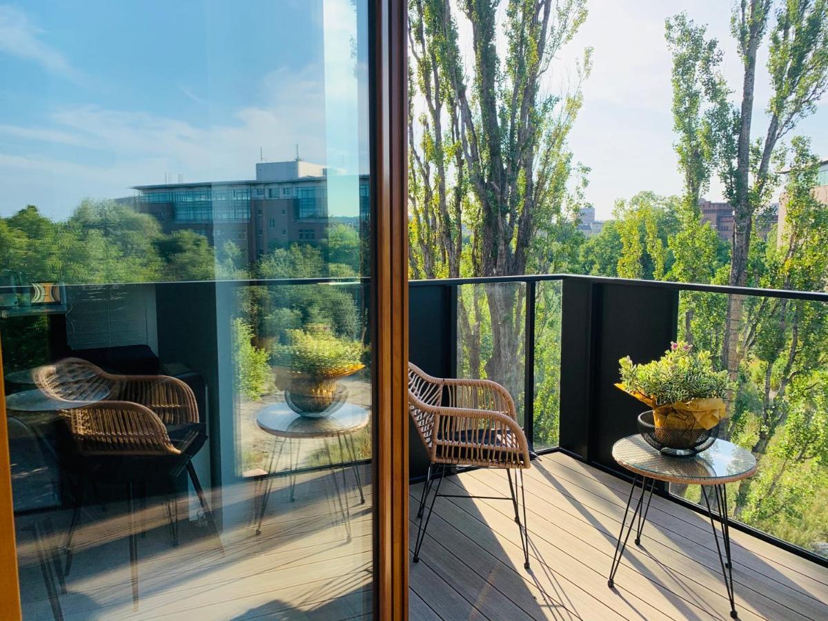 Baltic Riviera Apartments - Garden Sanctuary Retreat กดัญสก์ ภายนอก รูปภาพ