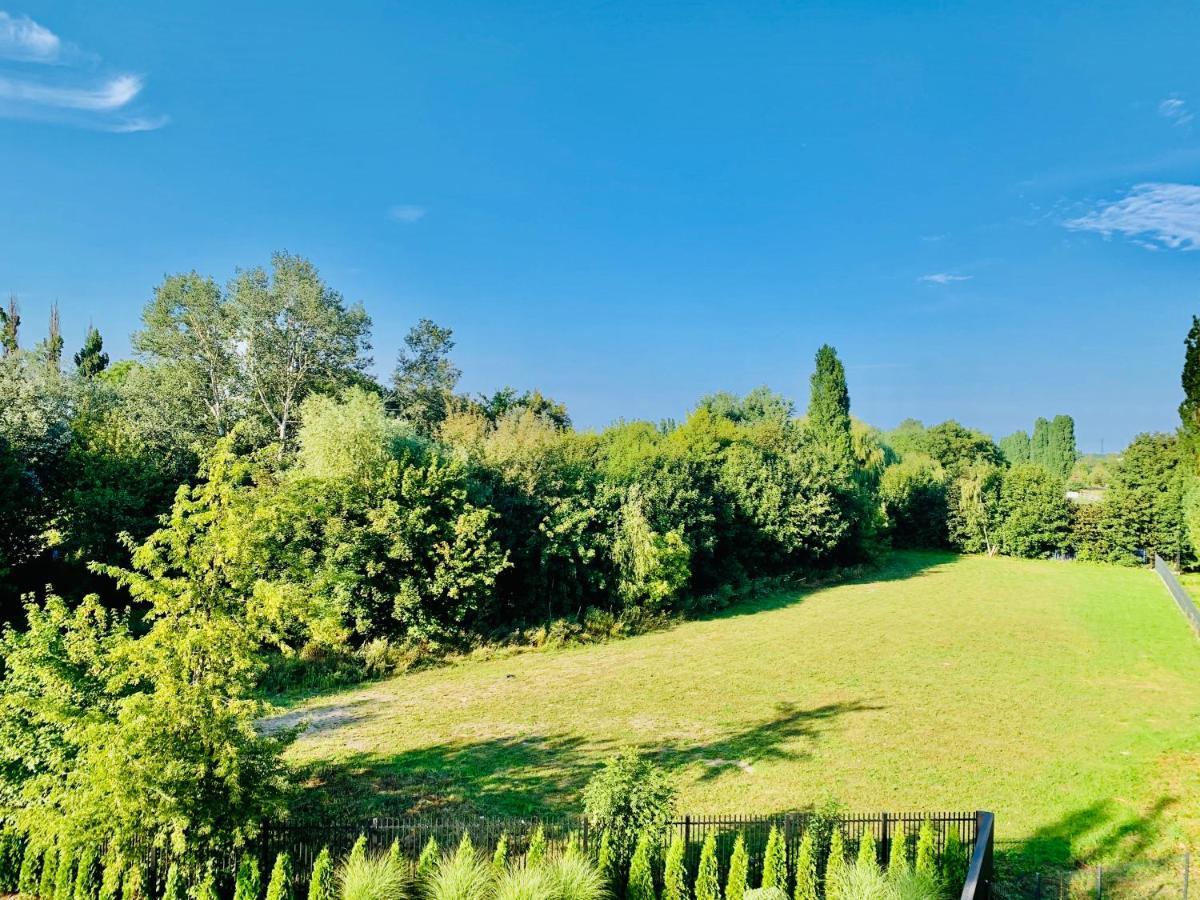 Baltic Riviera Apartments - Garden Sanctuary Retreat กดัญสก์ ภายนอก รูปภาพ