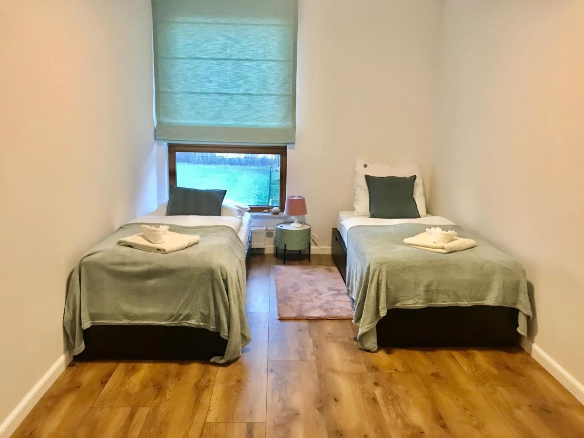 Baltic Riviera Apartments - Garden Sanctuary Retreat กดัญสก์ ภายนอก รูปภาพ