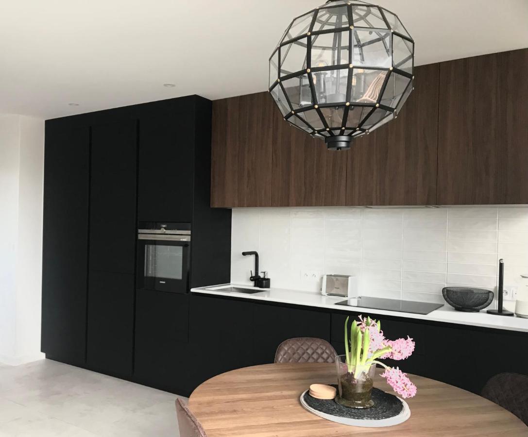 Baltic Riviera Apartments - Garden Sanctuary Retreat กดัญสก์ ภายนอก รูปภาพ