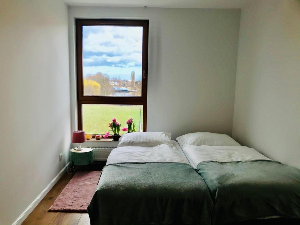 Baltic Riviera Apartments - Garden Sanctuary Retreat กดัญสก์ ภายนอก รูปภาพ