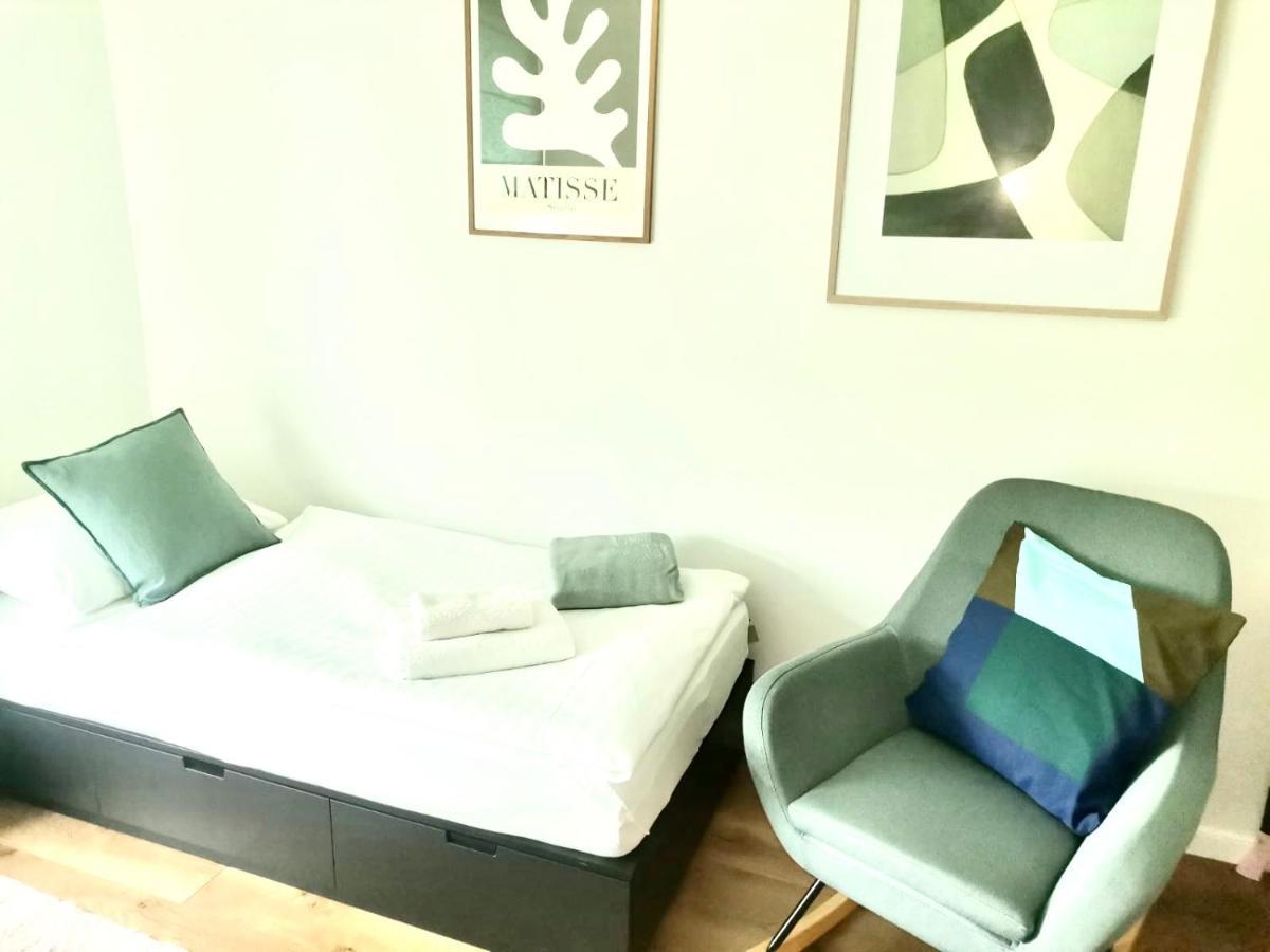 Baltic Riviera Apartments - Garden Sanctuary Retreat กดัญสก์ ภายนอก รูปภาพ